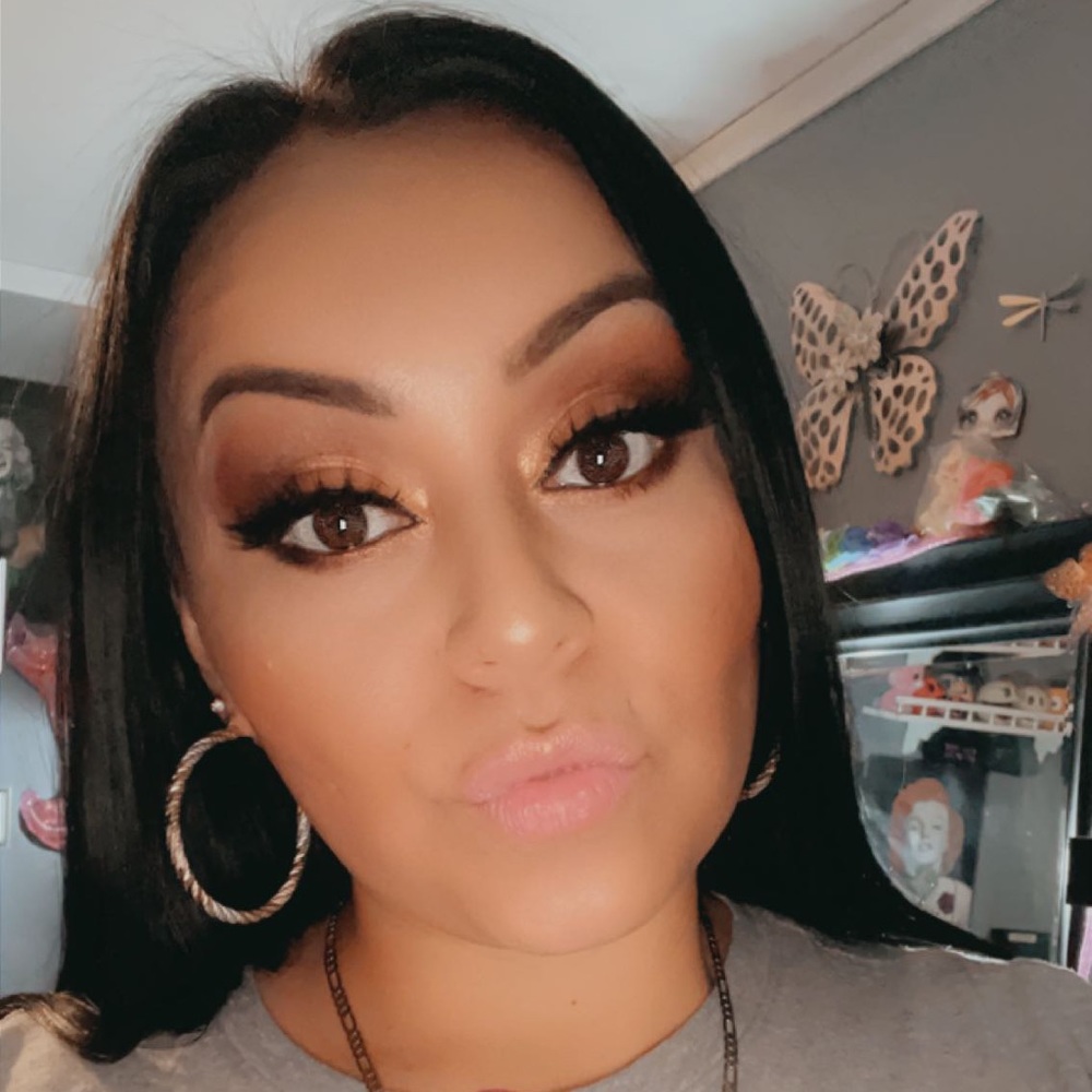 Meet your Posher, Marisela